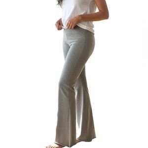 NWT COMMENSE Soft Stretch Side Zip Flare Lounge Pants Frayed Hem Grey Small